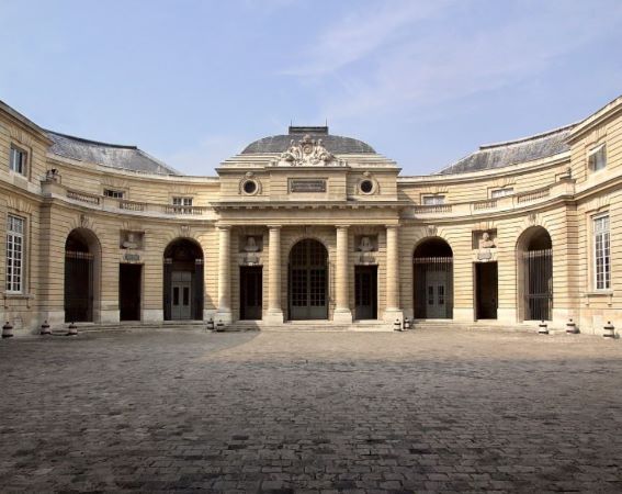 Musée de la Monnaie de Paris, Visite dans un musée : 