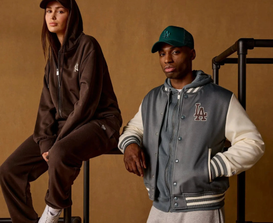 New Era, Promotions sur le site : 