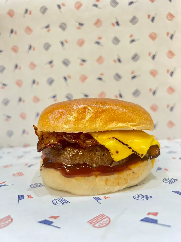 La Cantine de la Place, Réduction sur le combo Burger + frites : 